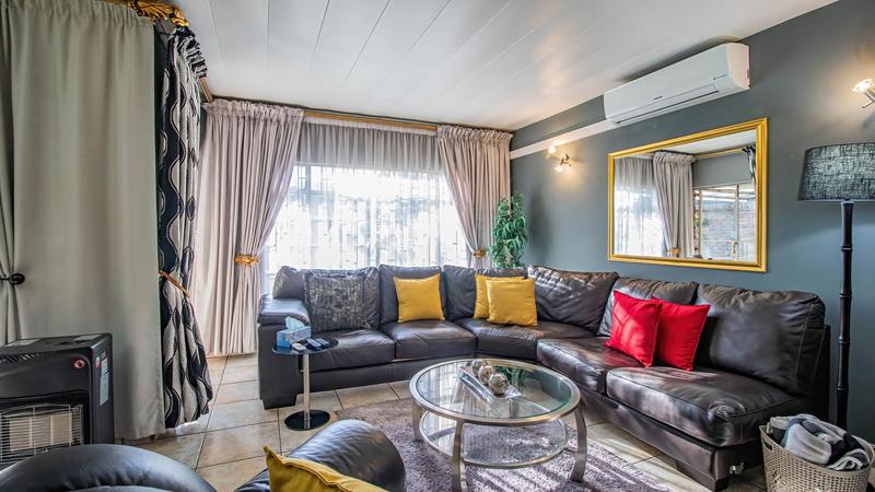 3 Bedroom Property for Sale in Edenvale Central Gauteng