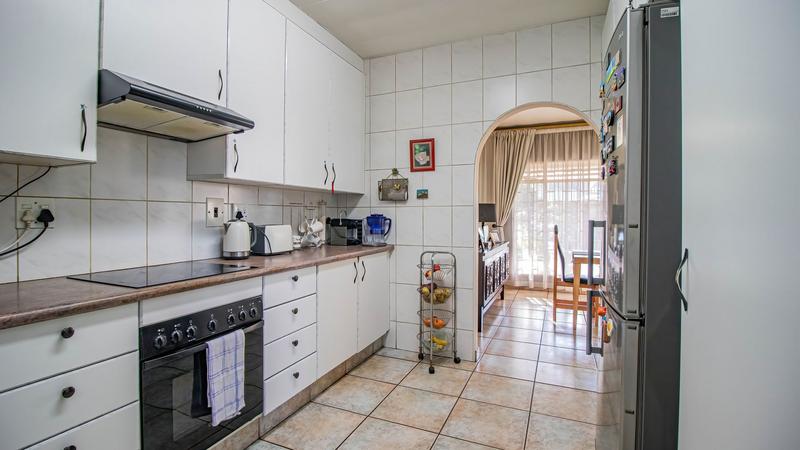 3 Bedroom Property for Sale in Edenvale Central Gauteng