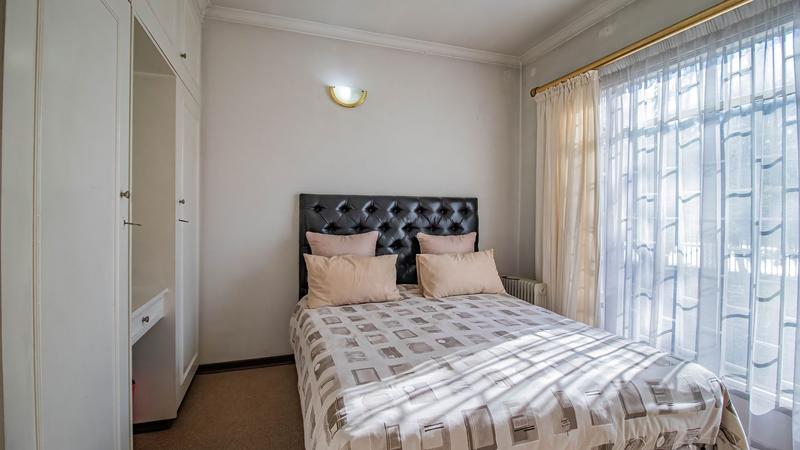3 Bedroom Property for Sale in Edenvale Central Gauteng