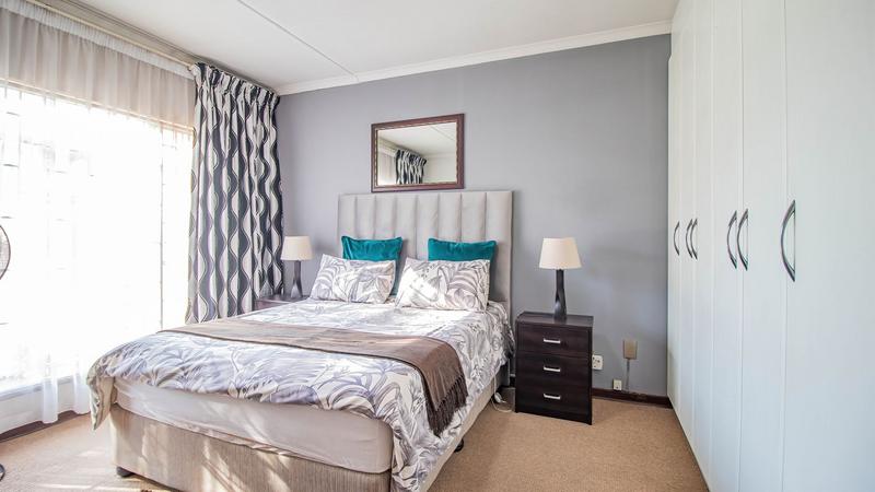 3 Bedroom Property for Sale in Edenvale Central Gauteng