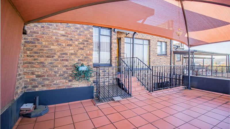 3 Bedroom Property for Sale in Edenvale Central Gauteng
