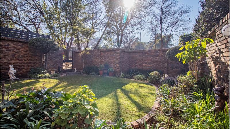 3 Bedroom Property for Sale in Edenvale Central Gauteng