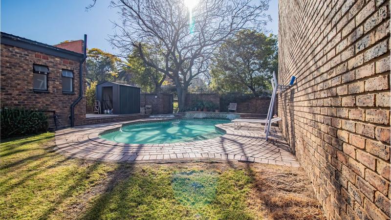 3 Bedroom Property for Sale in Edenvale Central Gauteng