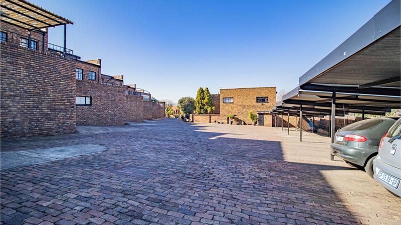 3 Bedroom Property for Sale in Edenvale Central Gauteng
