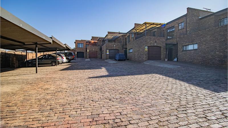 3 Bedroom Property for Sale in Edenvale Central Gauteng