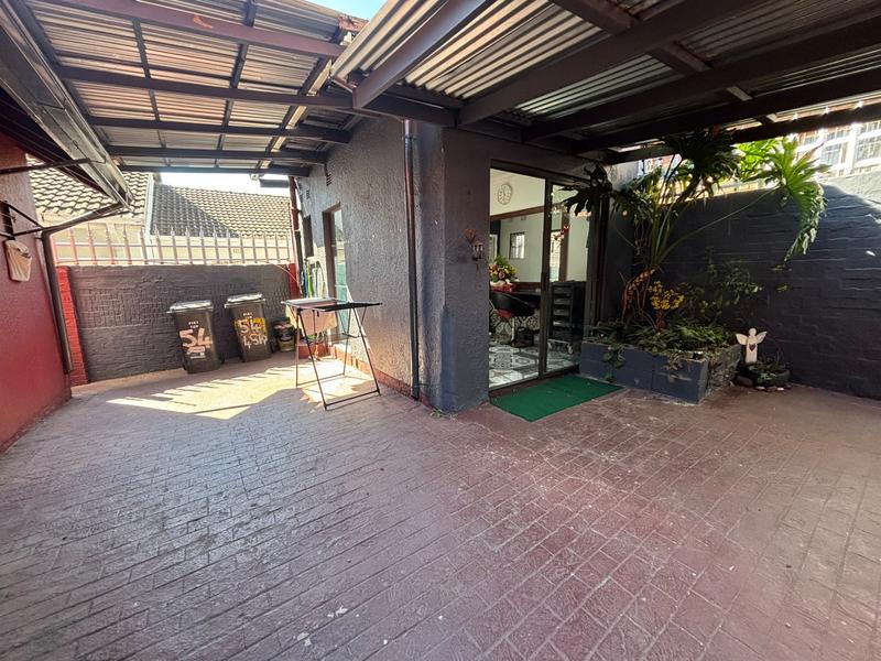2 Bedroom Property for Sale in Greymont Gauteng