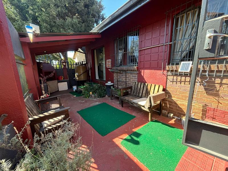 2 Bedroom Property for Sale in Greymont Gauteng
