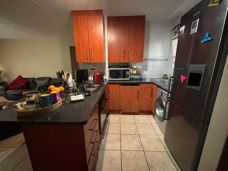 2 Bedroom Property for Sale in Weltevreden Park Gauteng