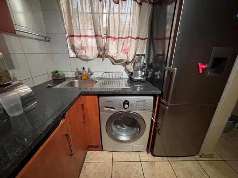 2 Bedroom Property for Sale in Weltevreden Park Gauteng