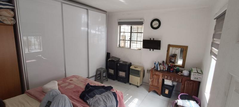 4 Bedroom Property for Sale in Lenasia Gauteng