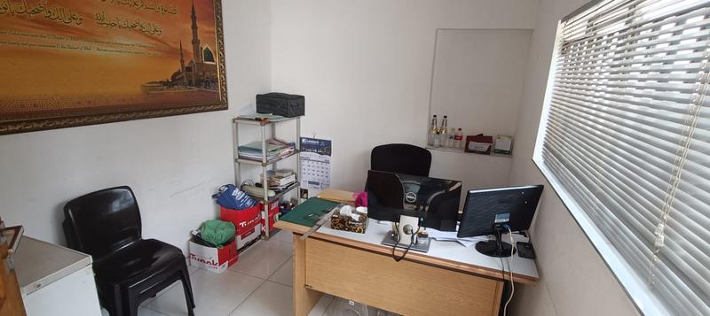 4 Bedroom Property for Sale in Lenasia Gauteng
