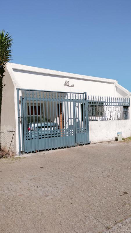 4 Bedroom Property for Sale in Lenasia Gauteng