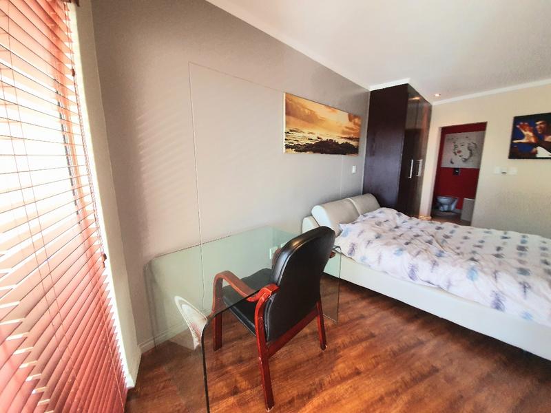 To Let 1 Bedroom Property for Rent in Sandton Central Gauteng