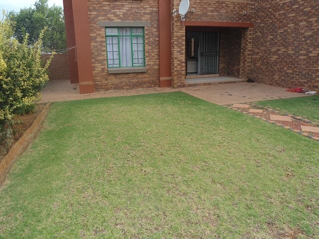 2 Bedroom Property for Sale in Mooikloof Ridge Gauteng