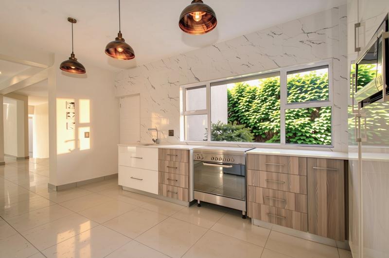 To Let 5 Bedroom Property for Rent in Dainfern Golf Estate Gauteng
