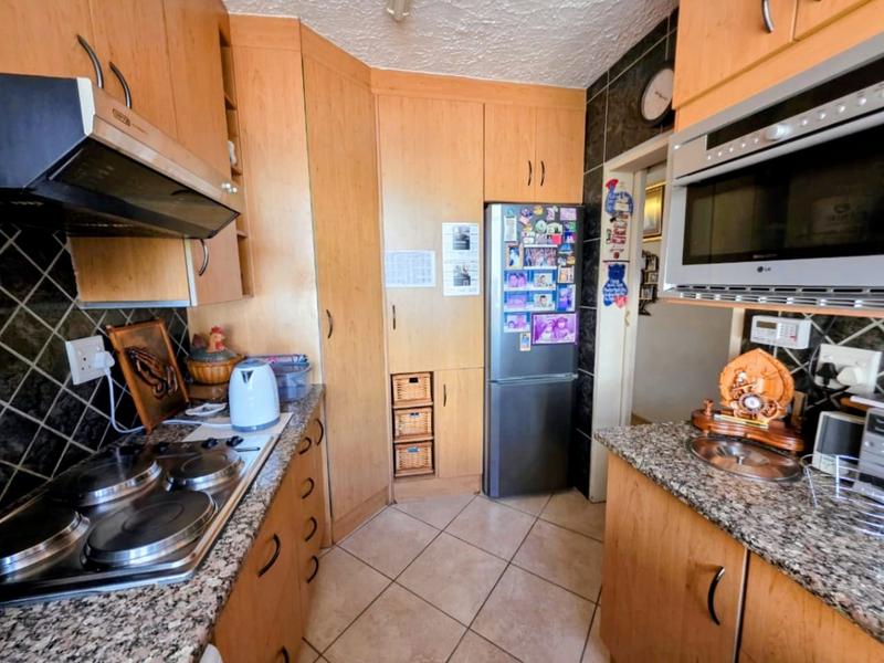 2 Bedroom Property for Sale in Sinoville Gauteng