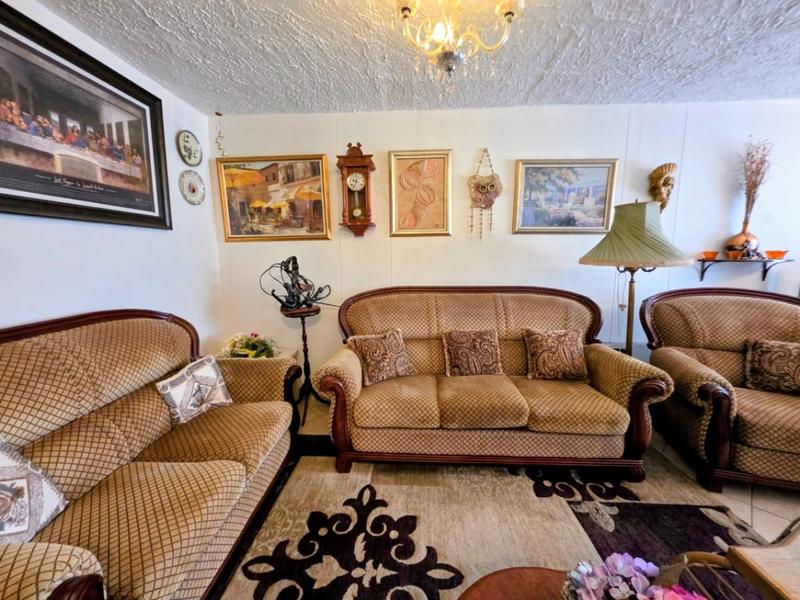 2 Bedroom Property for Sale in Sinoville Gauteng