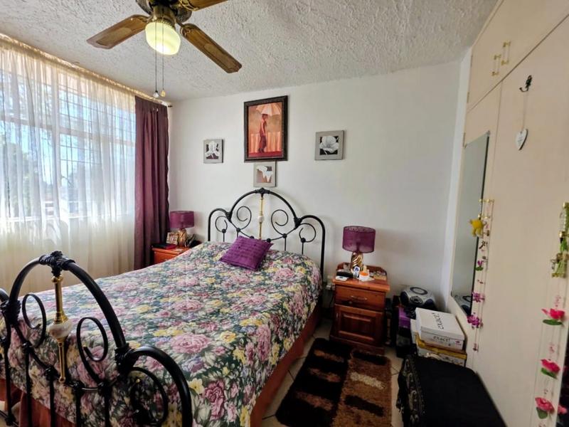 2 Bedroom Property for Sale in Sinoville Gauteng