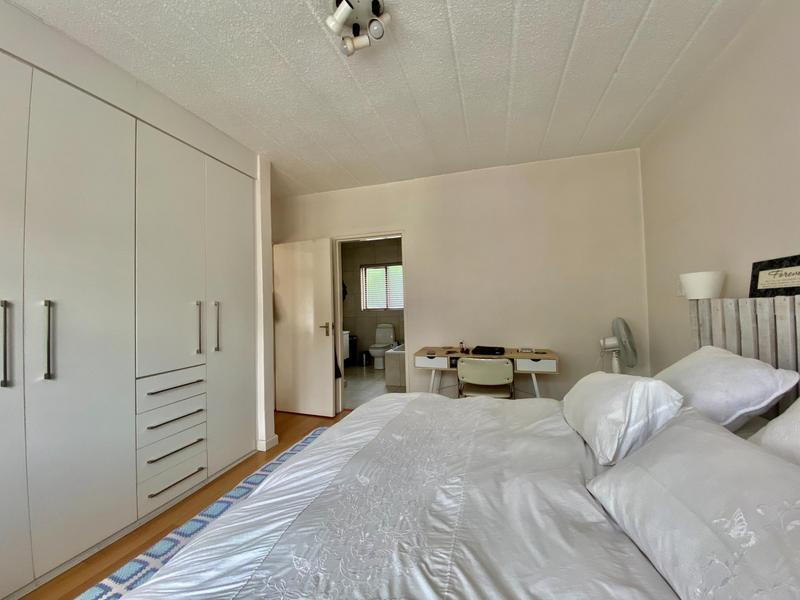 To Let 1 Bedroom Property for Rent in Melrose North Gauteng