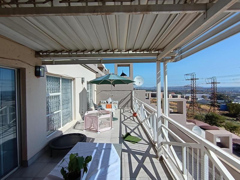 3 Bedroom Property for Sale in Sunnyrock Gauteng