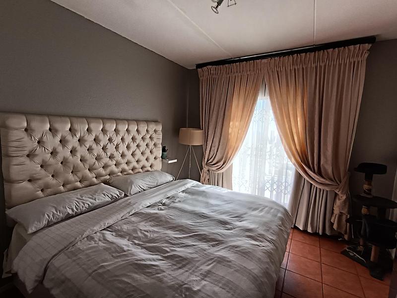 3 Bedroom Property for Sale in Sunnyrock Gauteng