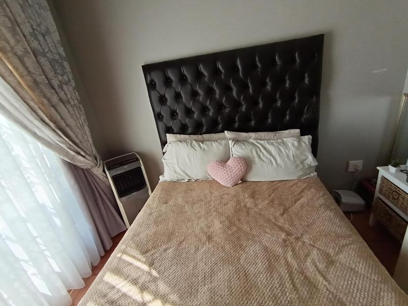 3 Bedroom Property for Sale in Sunnyrock Gauteng