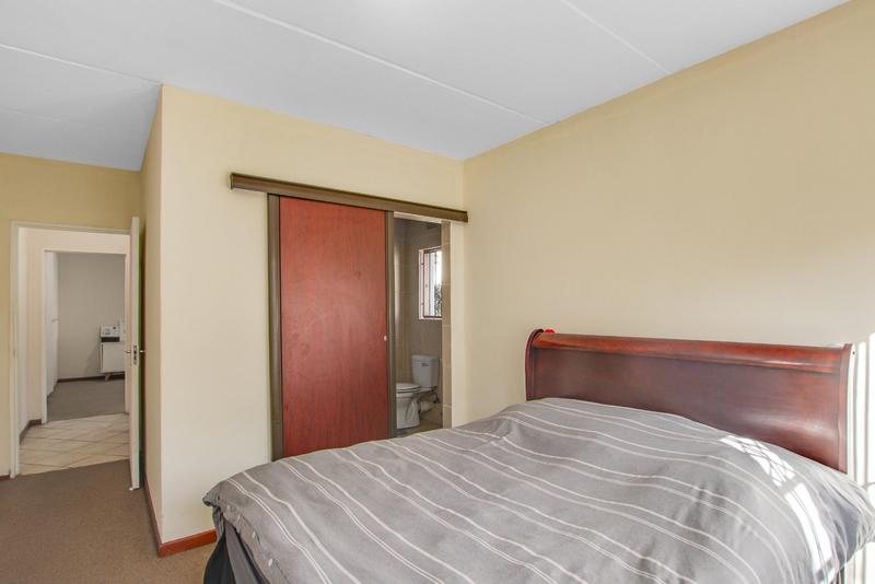2 Bedroom Property for Sale in Paulshof Gauteng