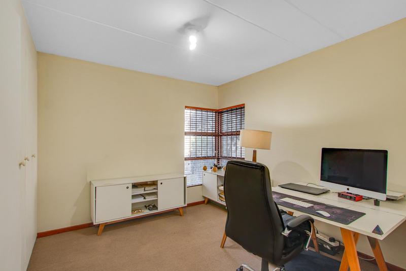 2 Bedroom Property for Sale in Paulshof Gauteng