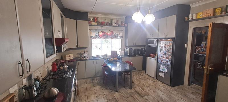 4 Bedroom Property for Sale in Cinderella Gauteng