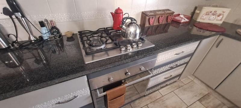 4 Bedroom Property for Sale in Cinderella Gauteng