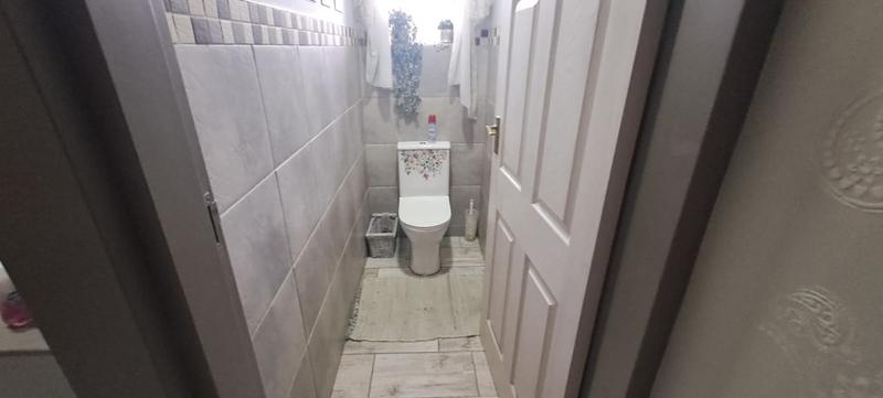 4 Bedroom Property for Sale in Cinderella Gauteng