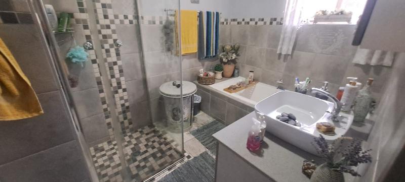 4 Bedroom Property for Sale in Cinderella Gauteng