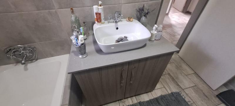 4 Bedroom Property for Sale in Cinderella Gauteng