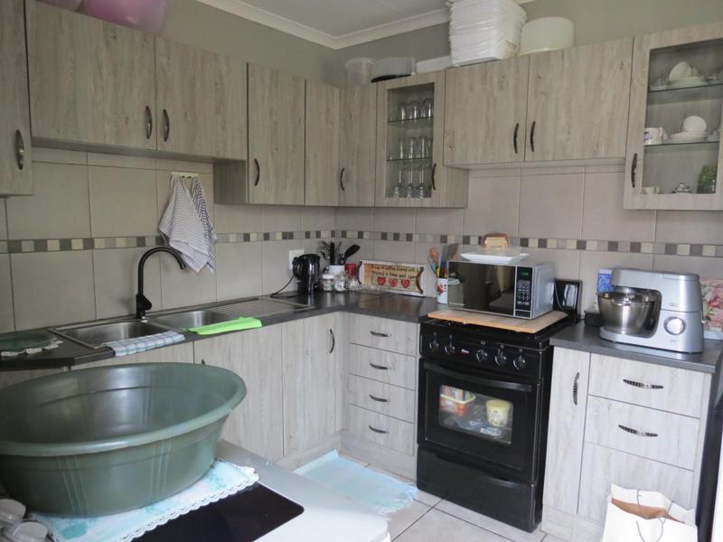 4 Bedroom Property for Sale in Cinderella Gauteng