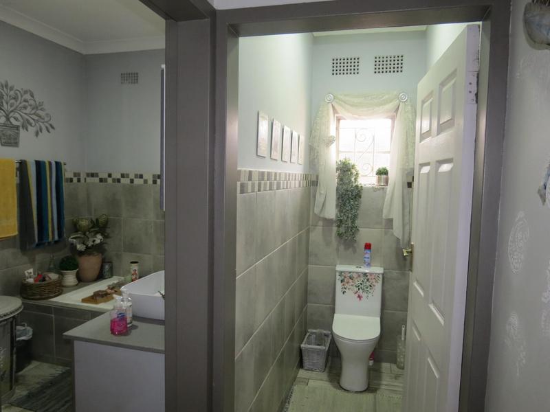 4 Bedroom Property for Sale in Cinderella Gauteng