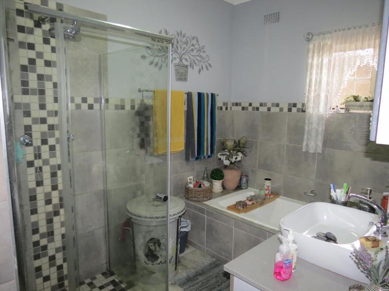 4 Bedroom Property for Sale in Cinderella Gauteng