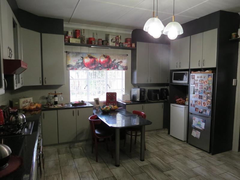 4 Bedroom Property for Sale in Cinderella Gauteng