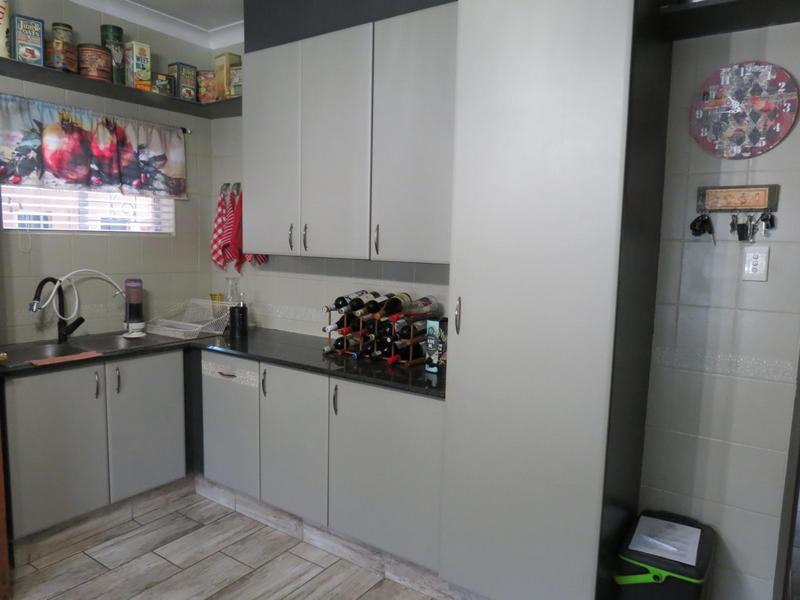 4 Bedroom Property for Sale in Cinderella Gauteng