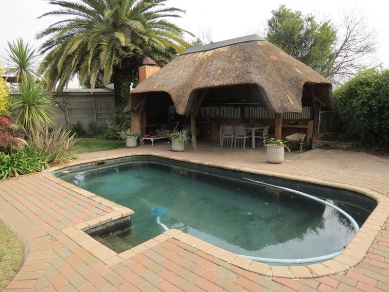 4 Bedroom Property for Sale in Cinderella Gauteng