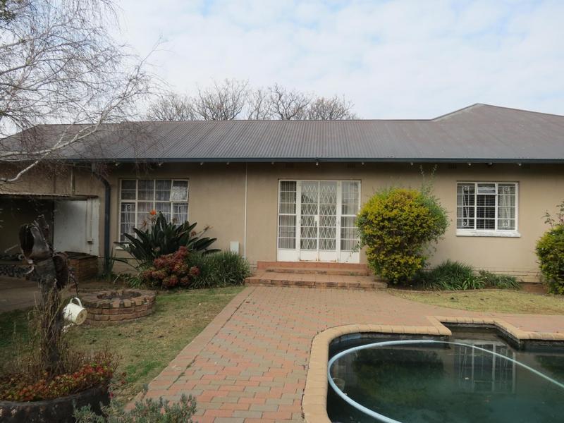 4 Bedroom Property for Sale in Cinderella Gauteng