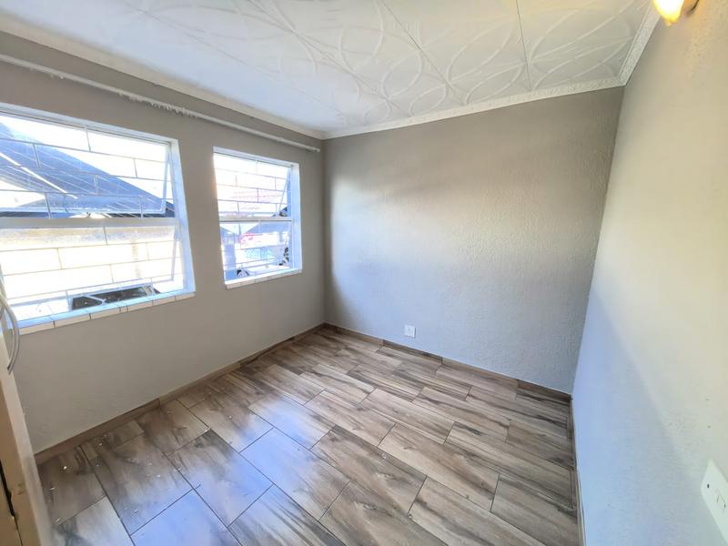 To Let 2 Bedroom Property for Rent in Morning Hill Gauteng