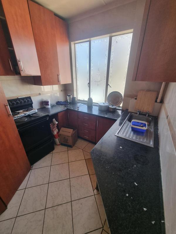 2 Bedroom Property for Sale in Kew Gauteng