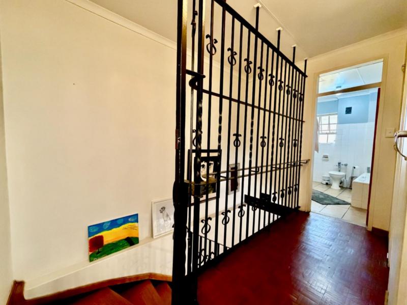 2 Bedroom Property for Sale in Waterkloof Glen Gauteng