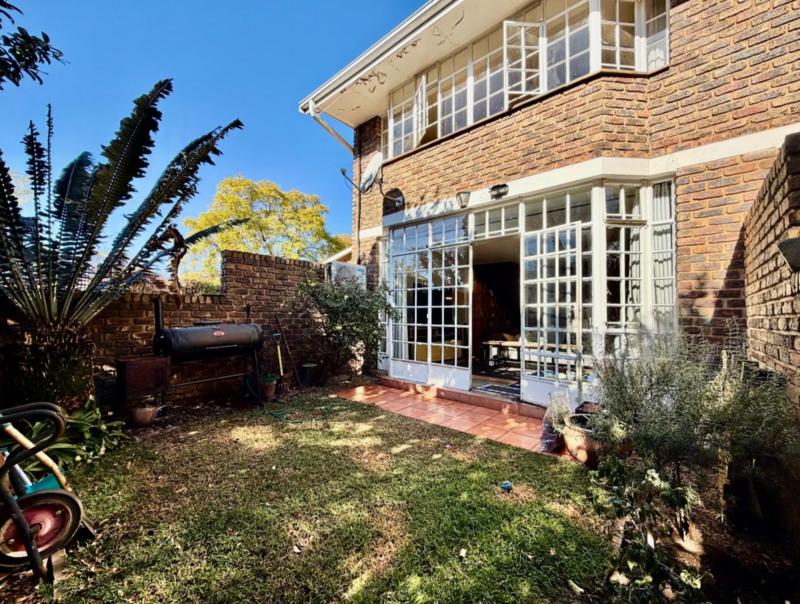 2 Bedroom Property for Sale in Waterkloof Glen Gauteng