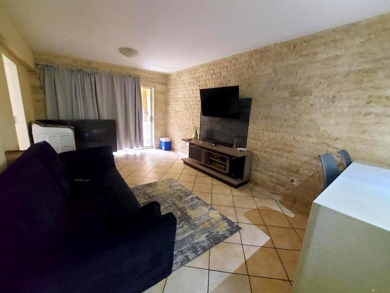 To Let 2 Bedroom Property for Rent in Wilro Park Gauteng