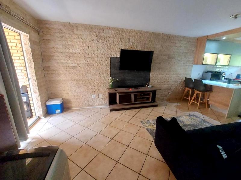 To Let 2 Bedroom Property for Rent in Wilro Park Gauteng