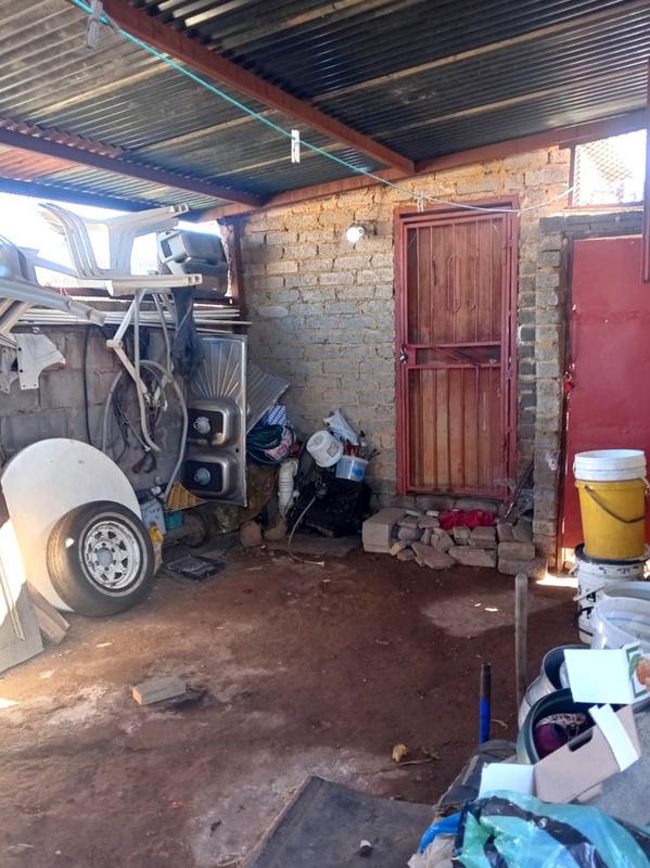 0 Bedroom Property for Sale in Mohlakeng Gauteng