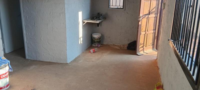 2 Bedroom Property for Sale in Thulani Gauteng