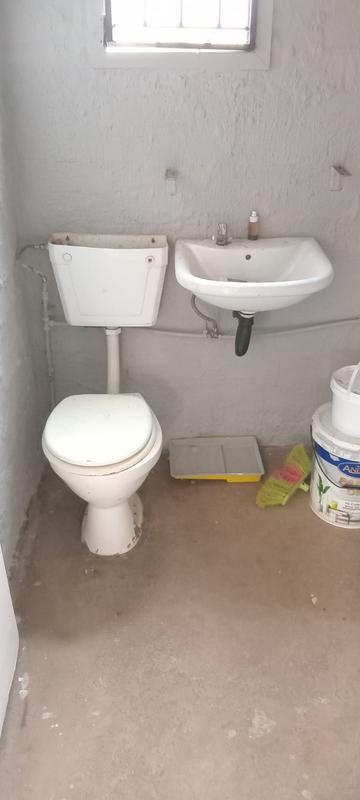 2 Bedroom Property for Sale in Thulani Gauteng