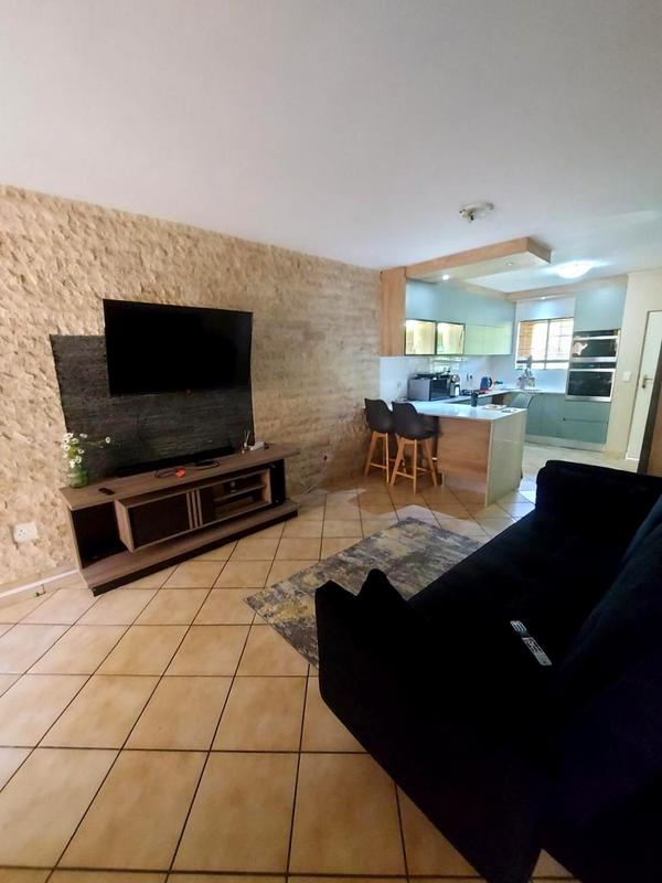2 Bedroom Property for Sale in Wilro Park Gauteng